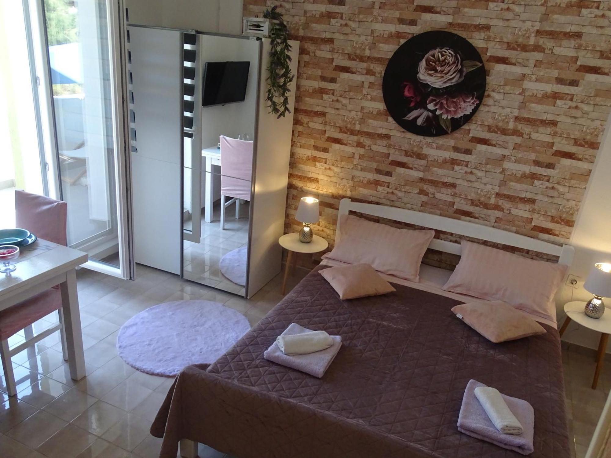Apartments Sime Dinjiška Zewnętrze zdjęcie