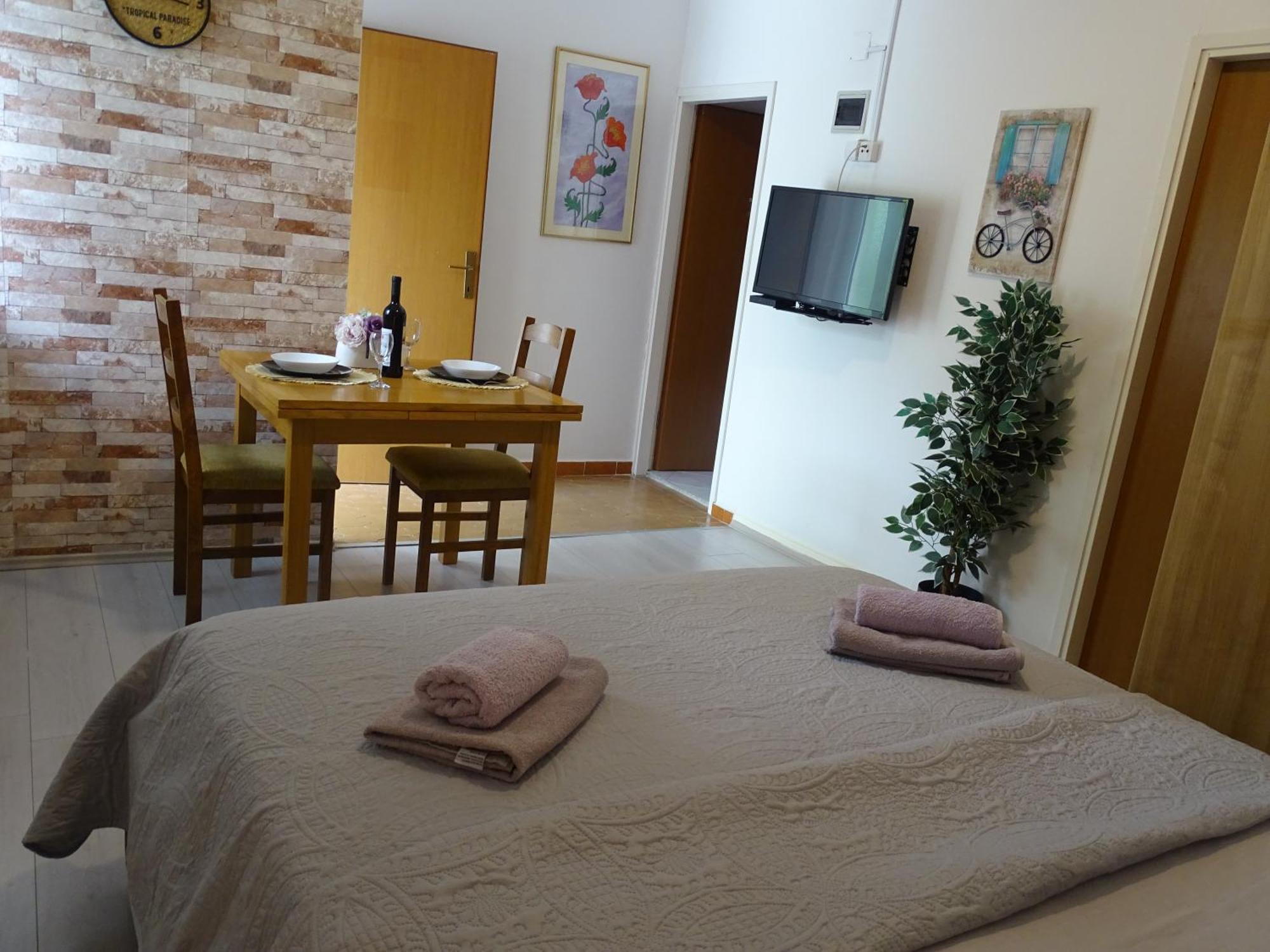 Apartments Sime Dinjiška Zewnętrze zdjęcie